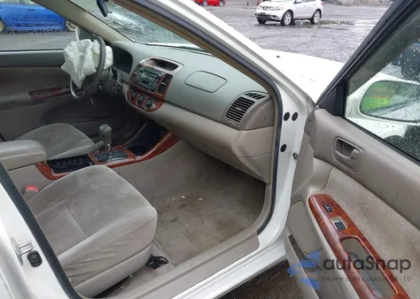 2004 Toyota Camry Le/Se/Std/Xle from USA, damaged, VIN JTDBE32K740273954